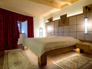 Schlafzimmer Burg